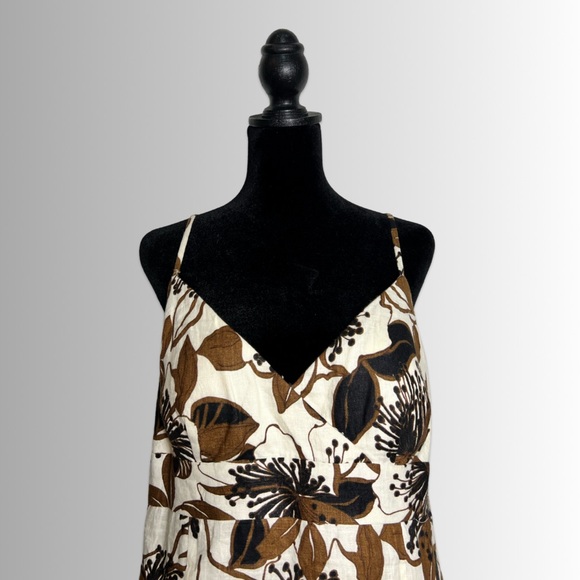 Muse 100% Linen V-Neck Spaghetti Strap Open Back Dress, Floral Design, Size 14 - Picture 4 of 7